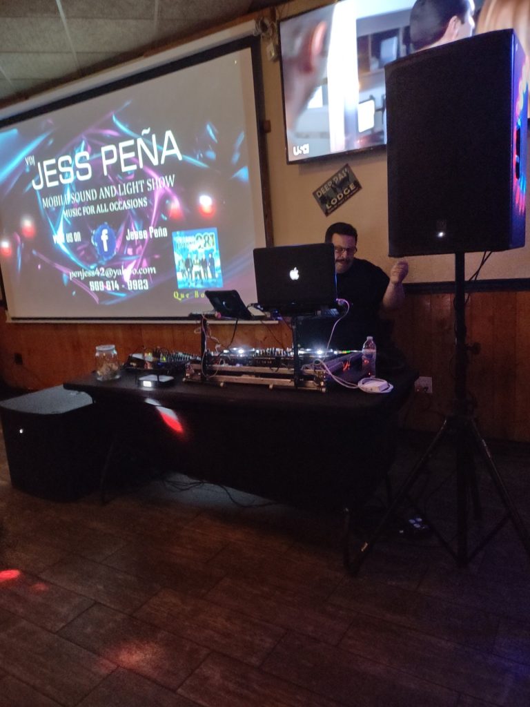 Always a great time with DJ Live Wire Jesse Pena, Sunday Tejano Night at Blackstone.